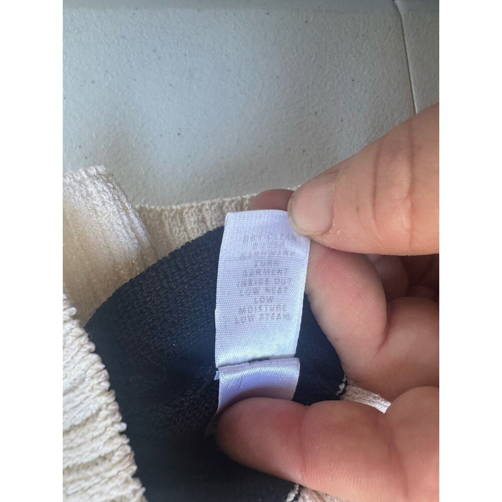 Vintage ST JOHN Cardigan Womens Medium Black Ivory Full Zip Wool Blend - Picture 11 of 12